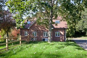 Rear- click for photo gallery